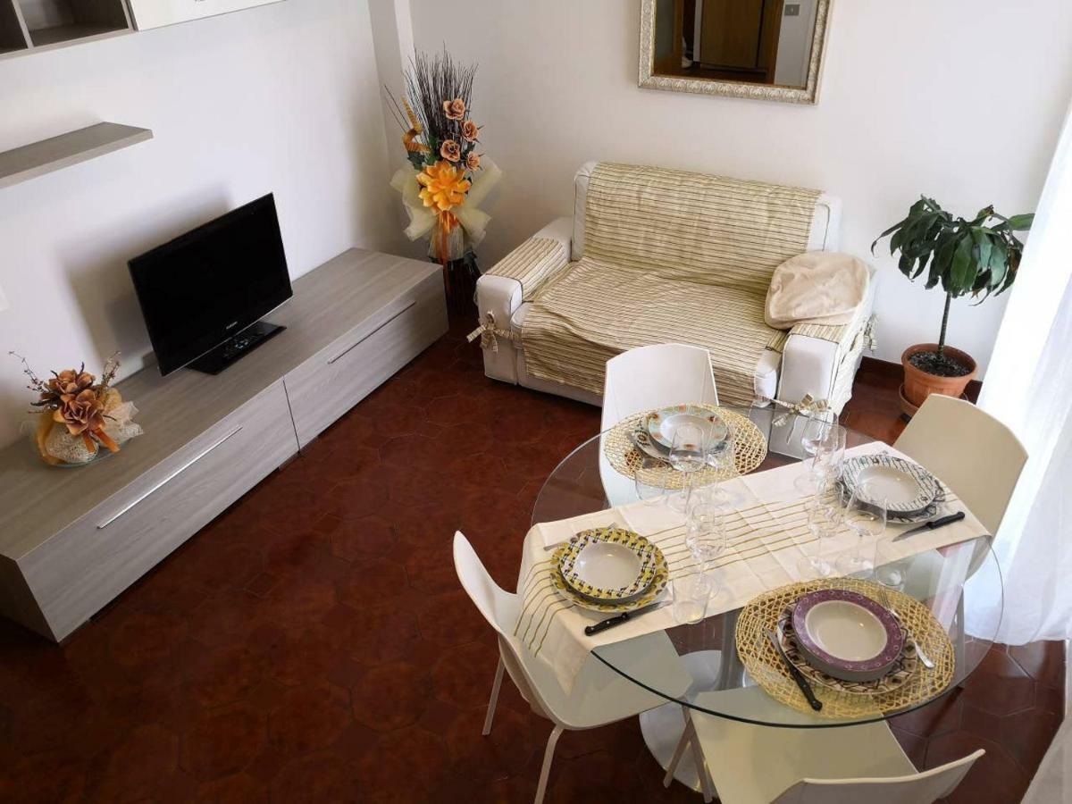 Home Holidays Pisa Exterior foto